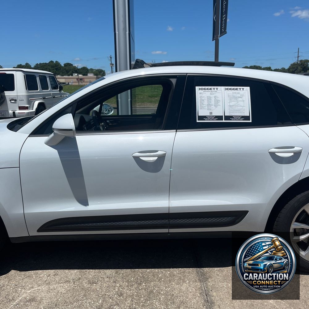 2024 Porsche Macan Base