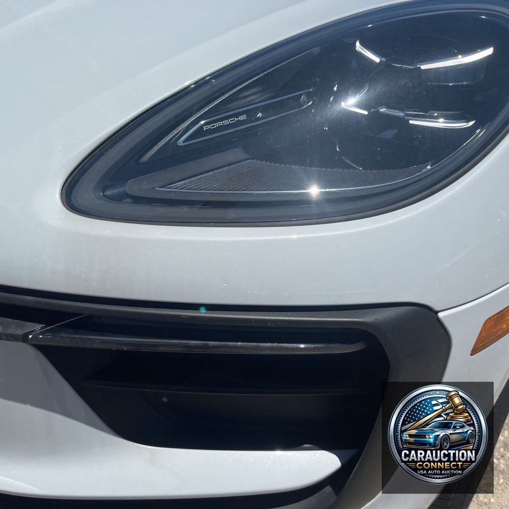 2024 Porsche Macan Base