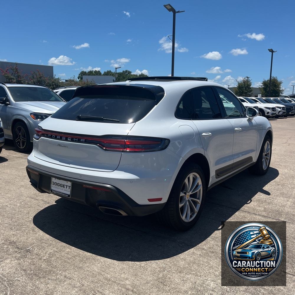 2024 Porsche Macan Base