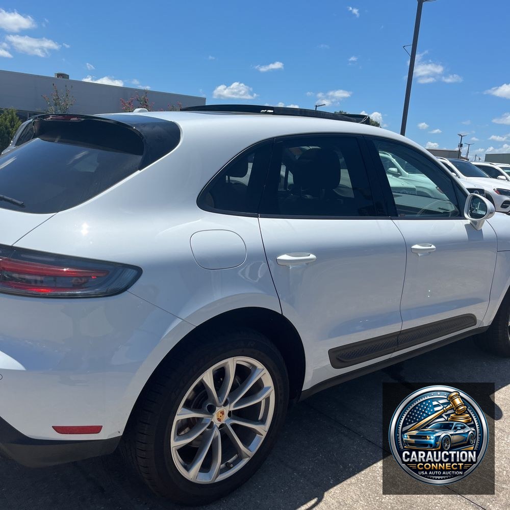 2024 Porsche Macan Base