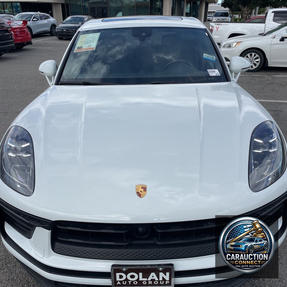 2024 Porsche Macan Base