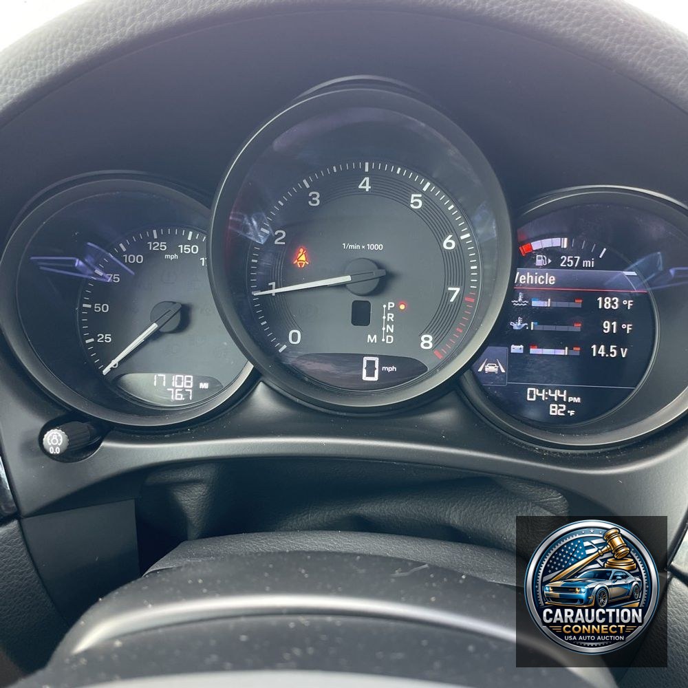 2024 Porsche Macan Base