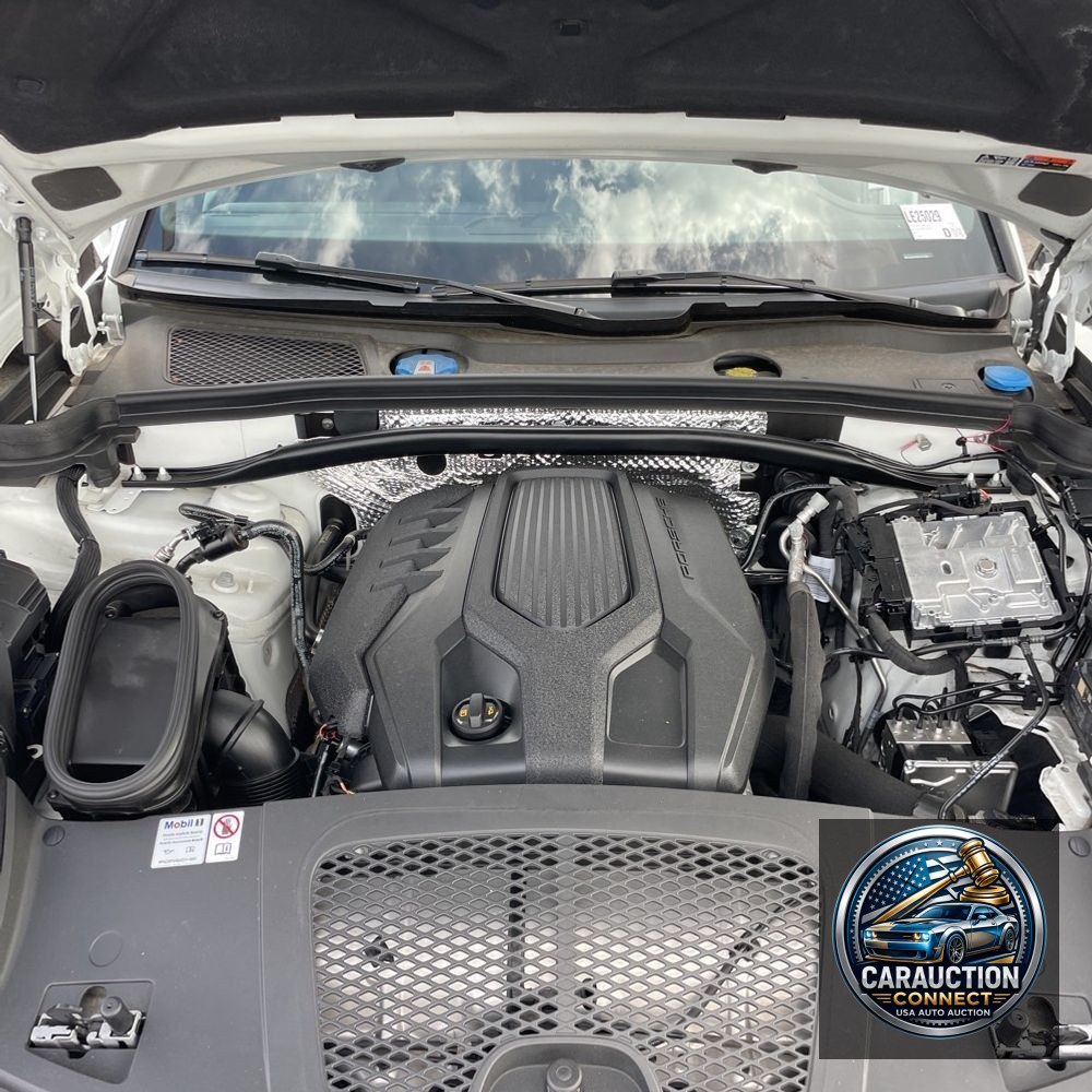 2024 Porsche Macan Base