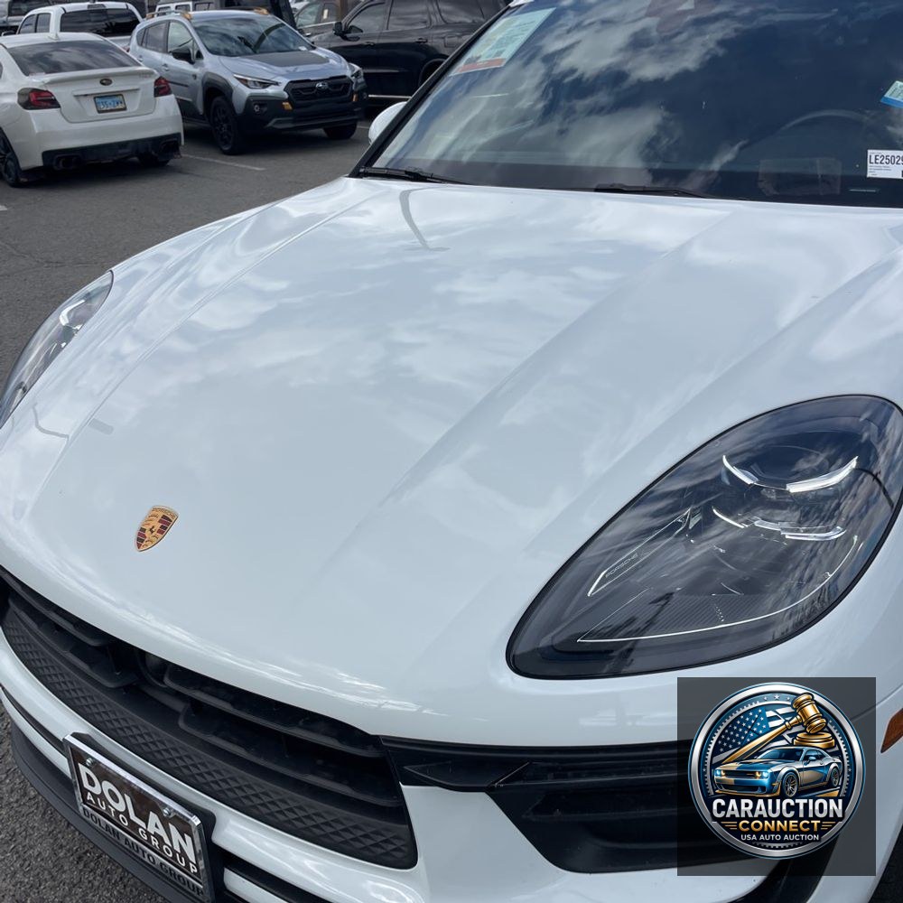 2024 Porsche Macan Base