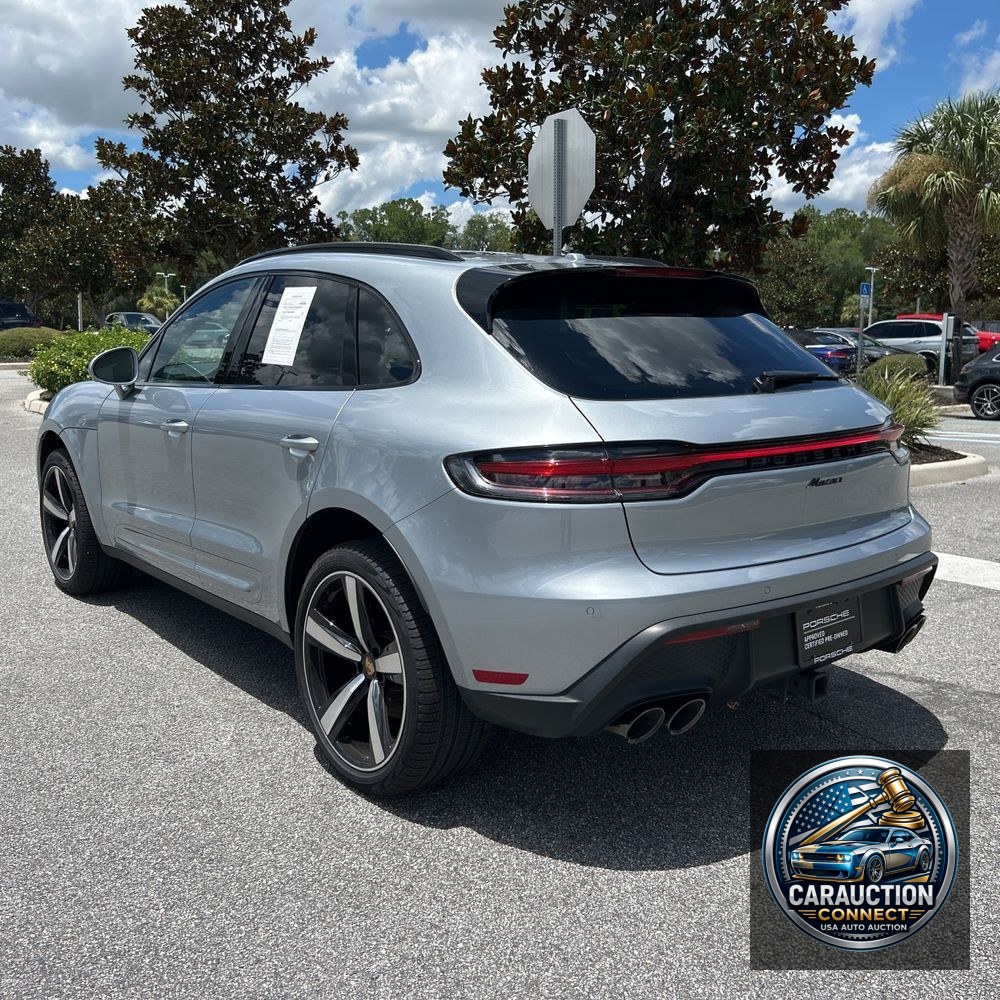 2024 Porsche Macan Base