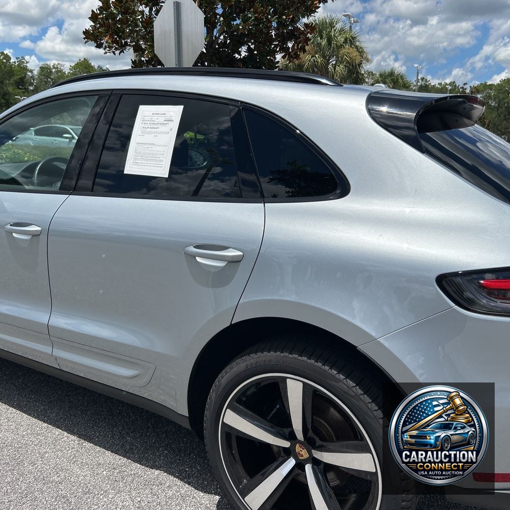 2024 Porsche Macan Base