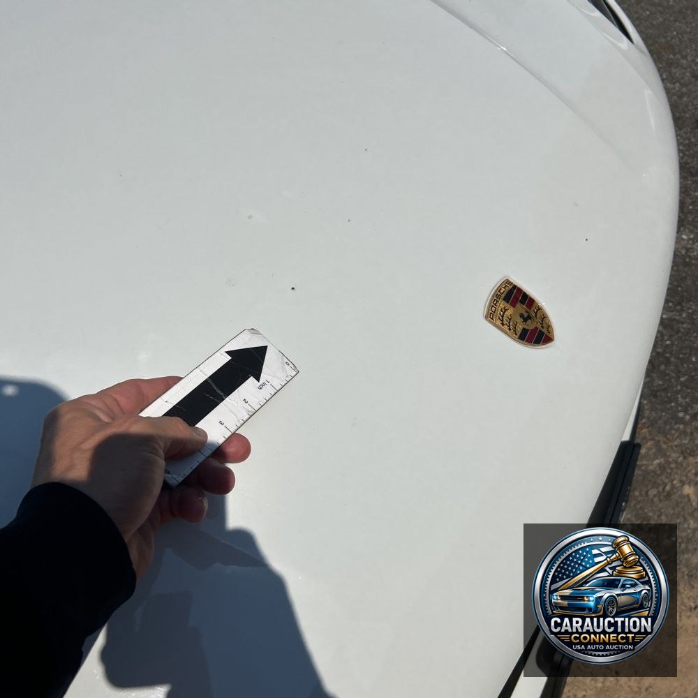 2023 Porsche Macan Base