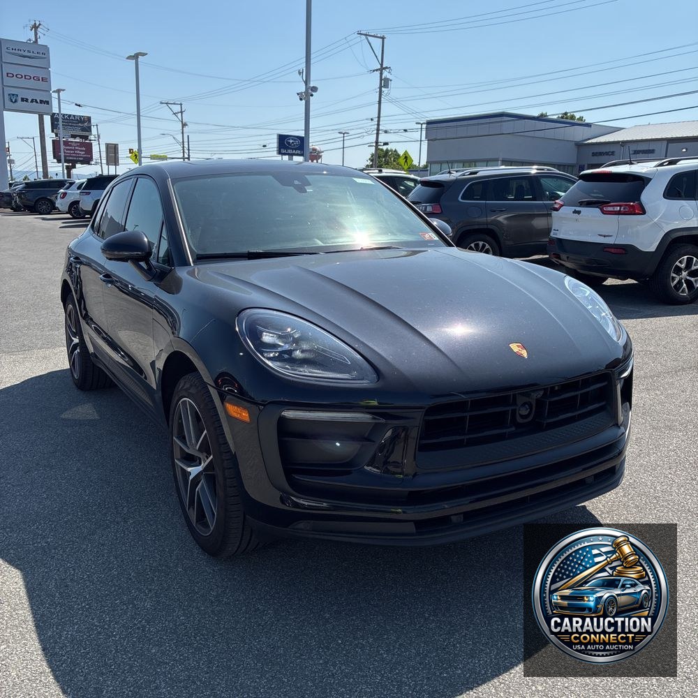 2024 Porsche Macan Base