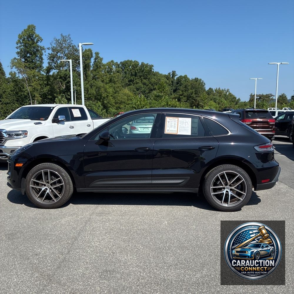 2024 Porsche Macan Base