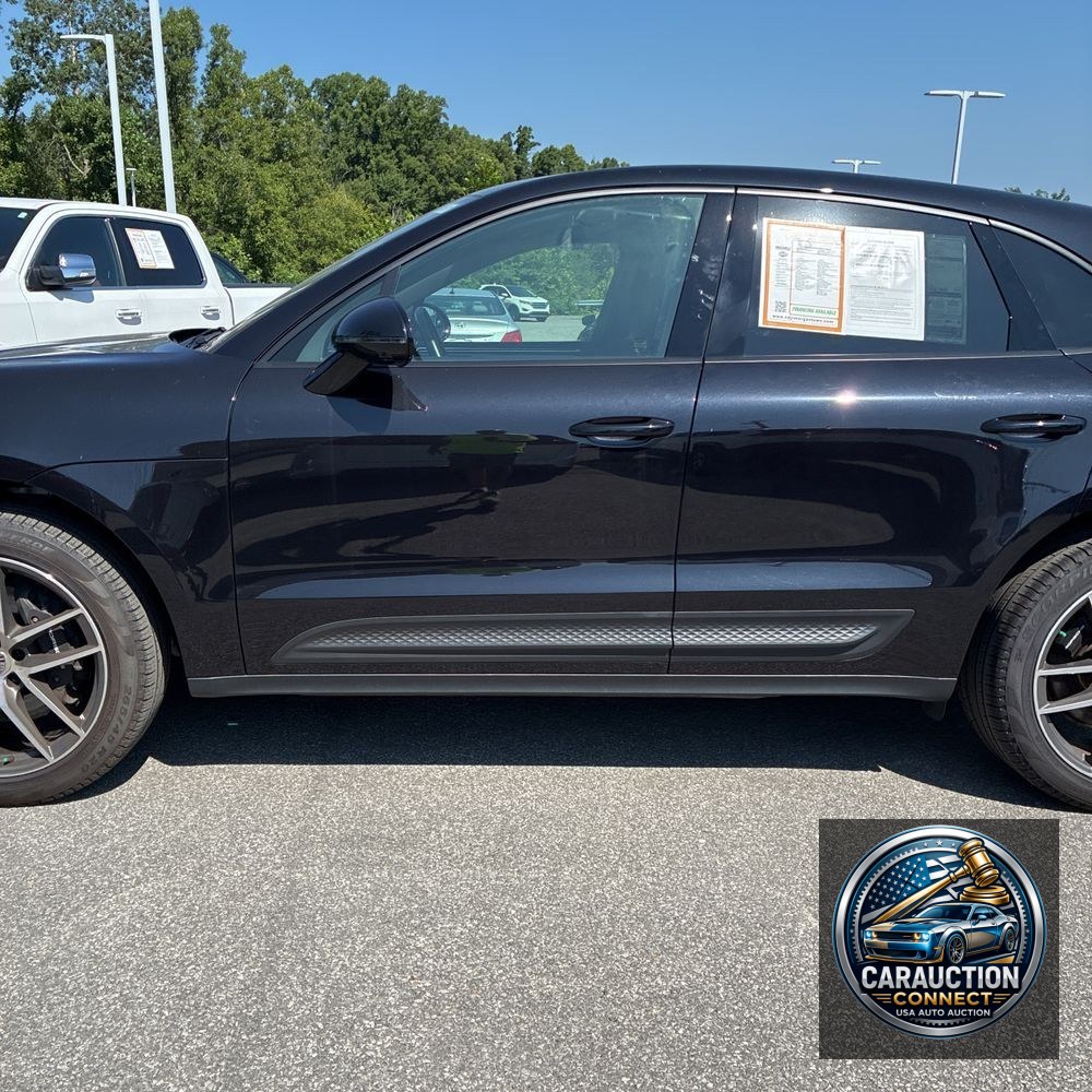 2024 Porsche Macan Base