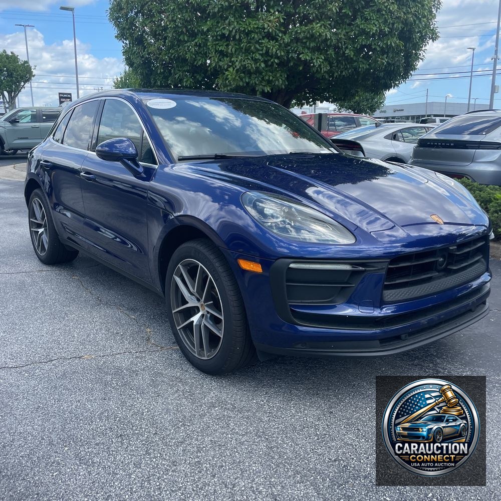 2024 Porsche Macan Base