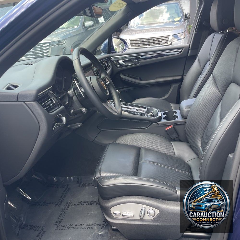 2024 Porsche Macan Base