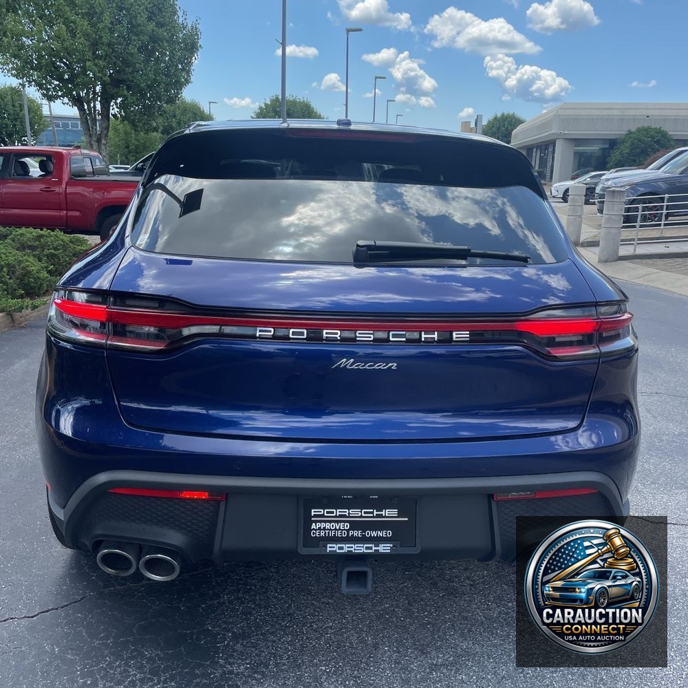 2024 Porsche Macan Base