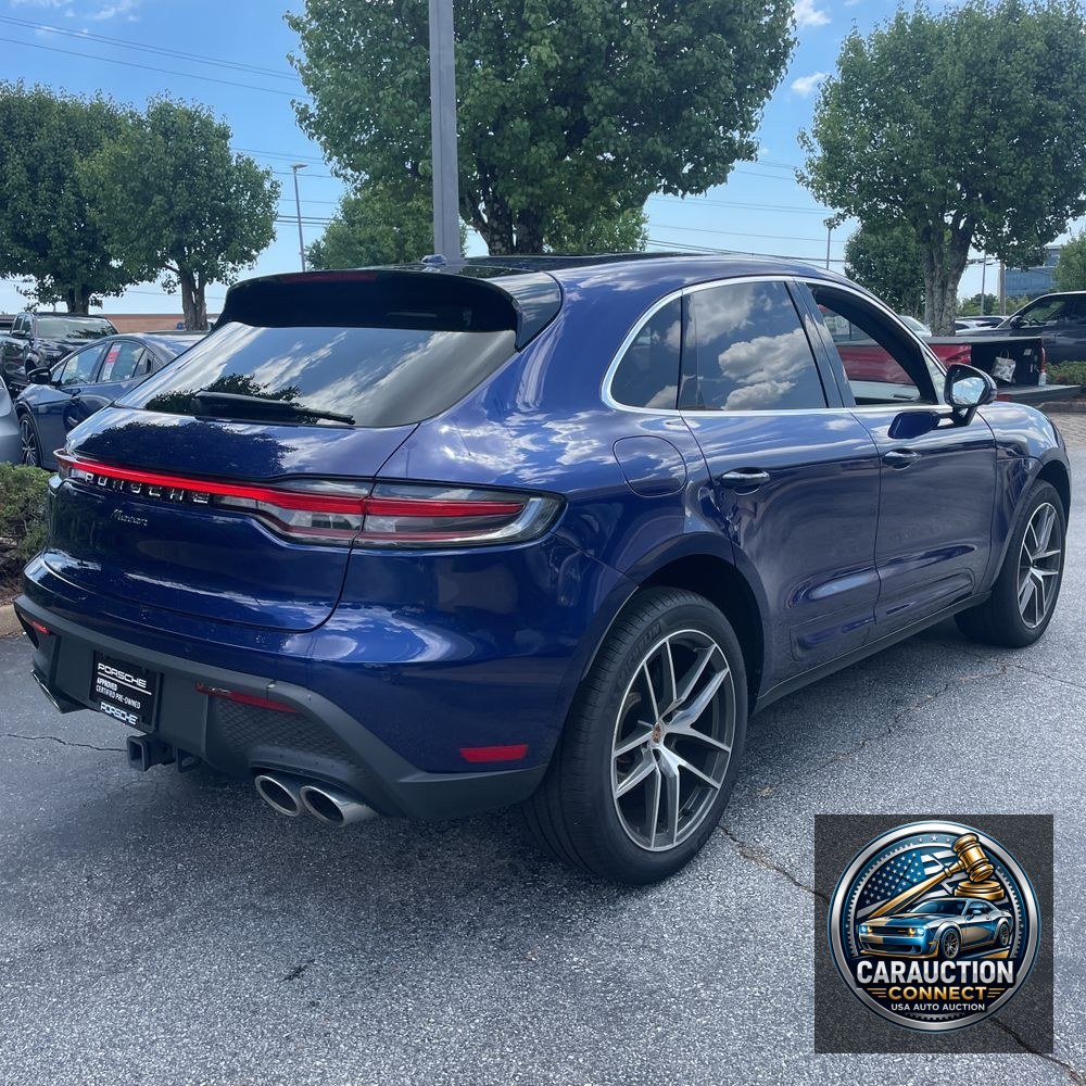 2024 Porsche Macan Base