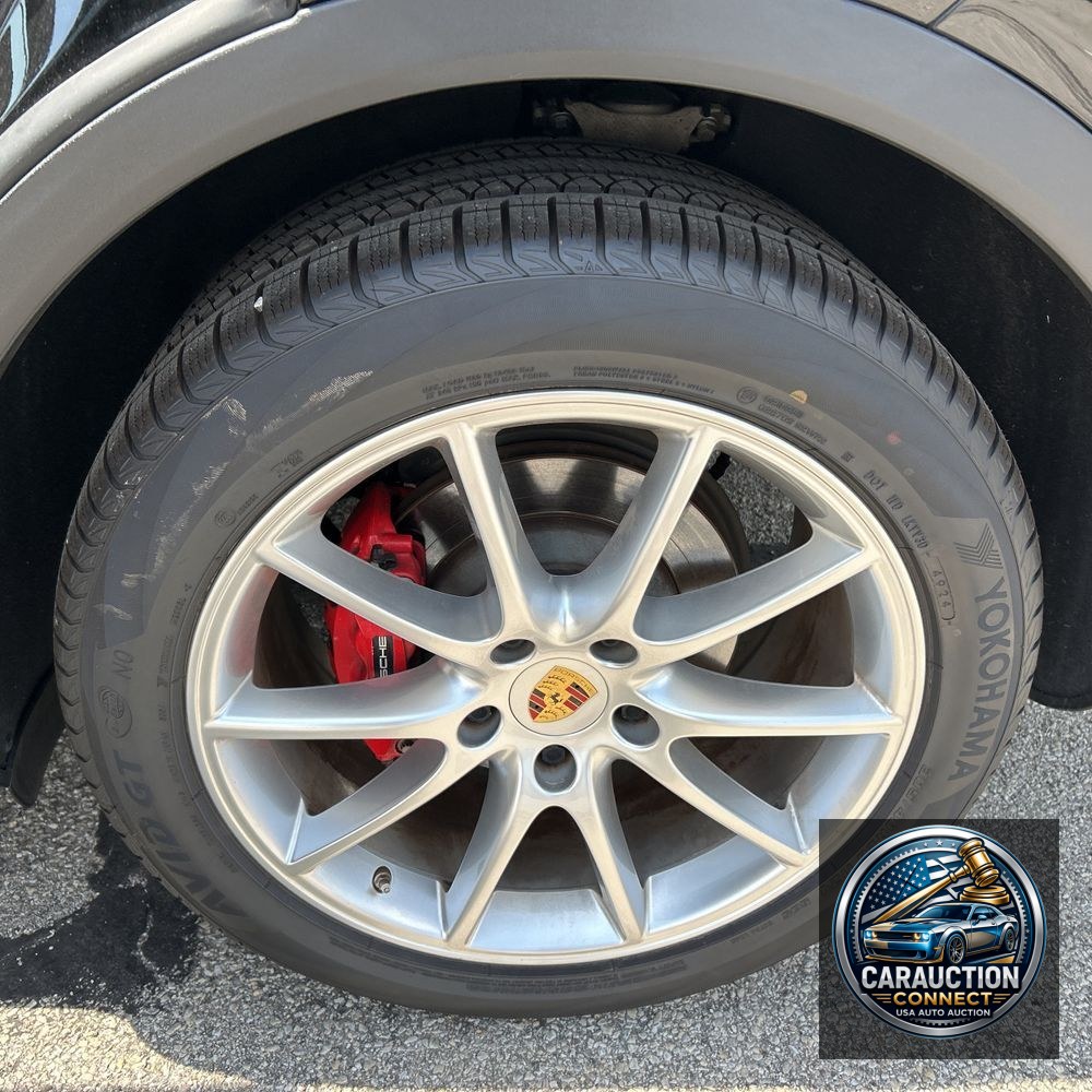 2021 Porsche Cayenne Base