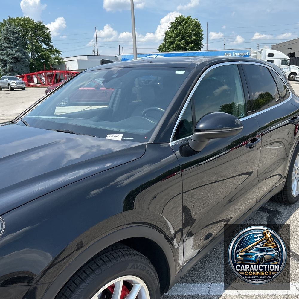 2021 Porsche Cayenne Base