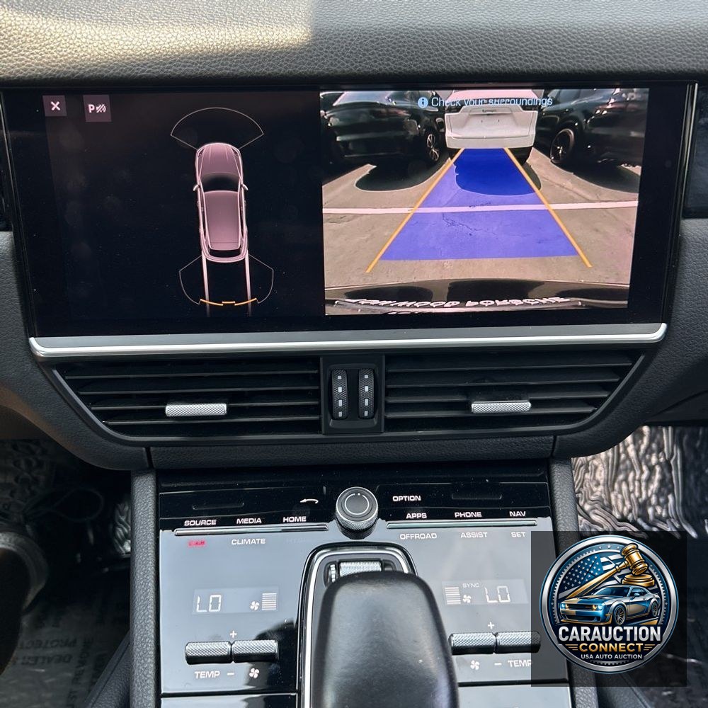 2021 Porsche Cayenne Base