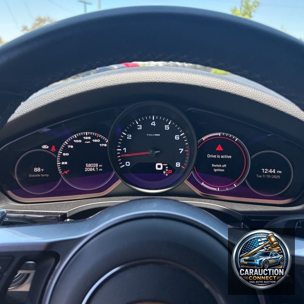 2022 Porsche Cayenne Base