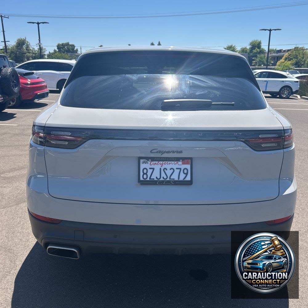 2022 Porsche Cayenne Base
