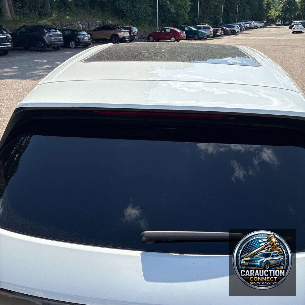 2023 Porsche Cayenne Base