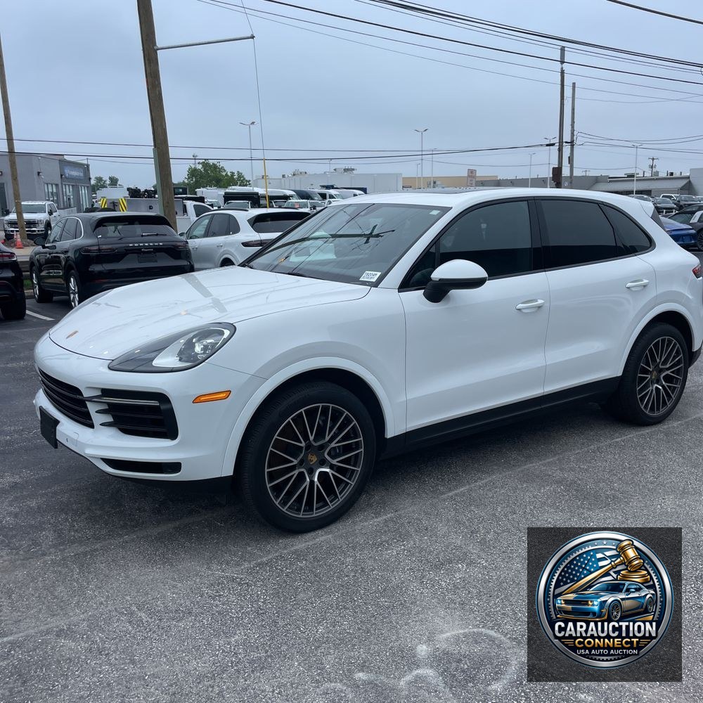 2021 Porsche Cayenne Base