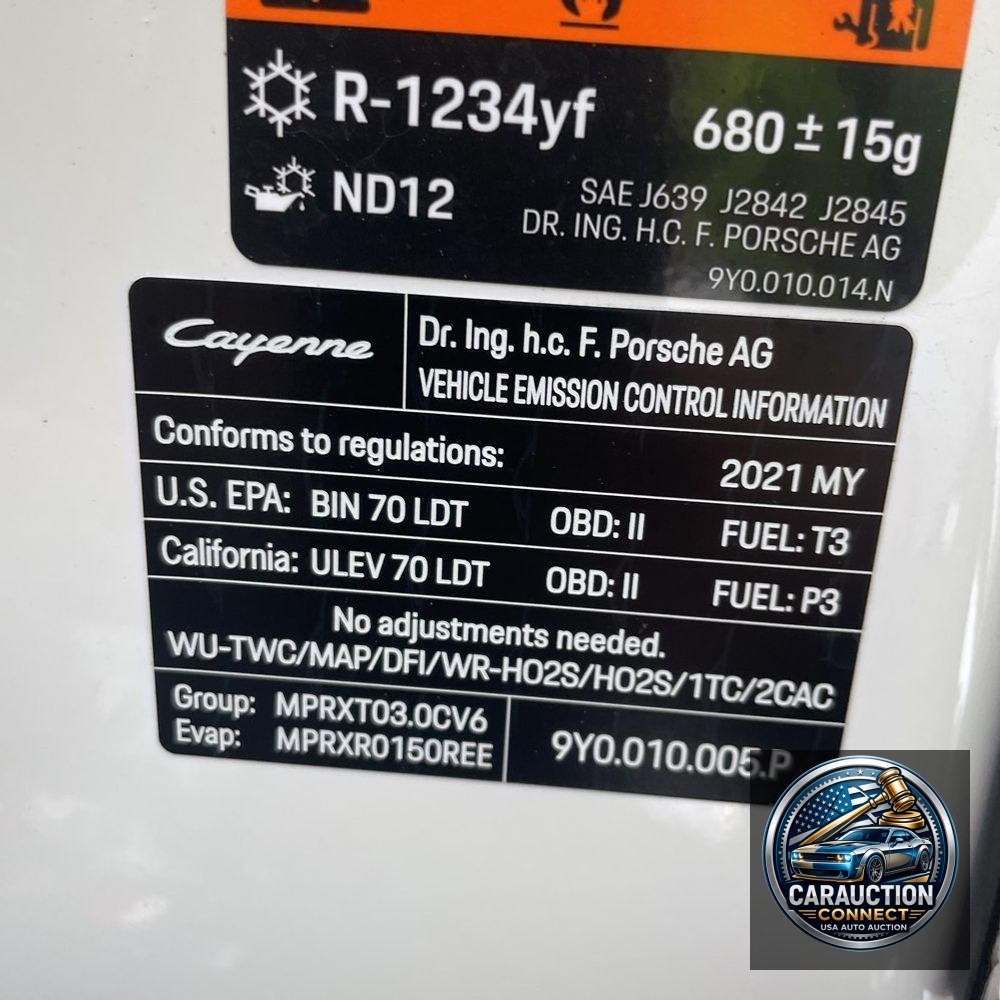 2021 Porsche Cayenne Base