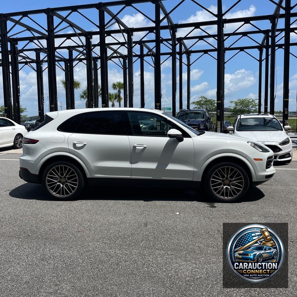 2022 Porsche Cayenne Platinum Edition