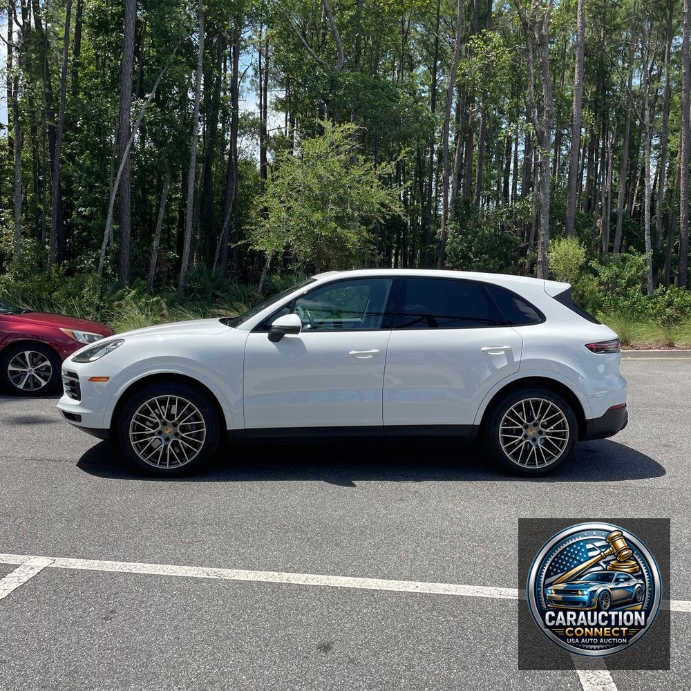 2022 Porsche Cayenne Platinum Edition