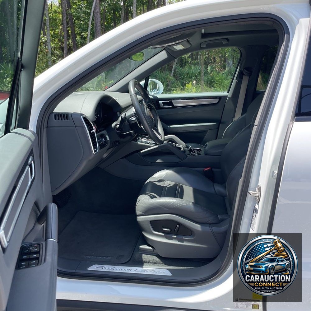 2022 Porsche Cayenne Platinum Edition