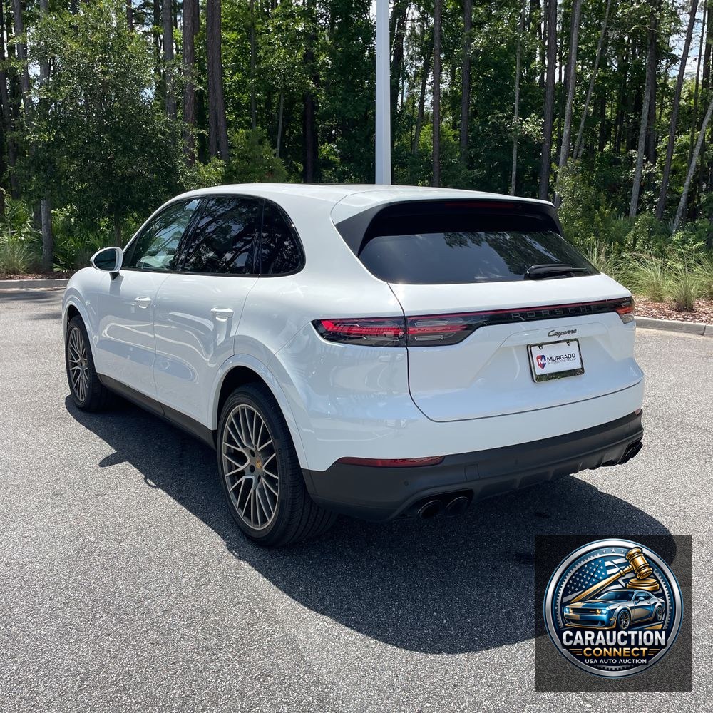 2022 Porsche Cayenne Platinum Edition