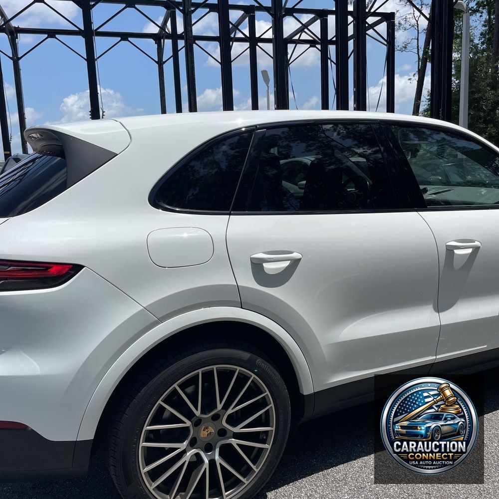 2022 Porsche Cayenne Platinum Edition