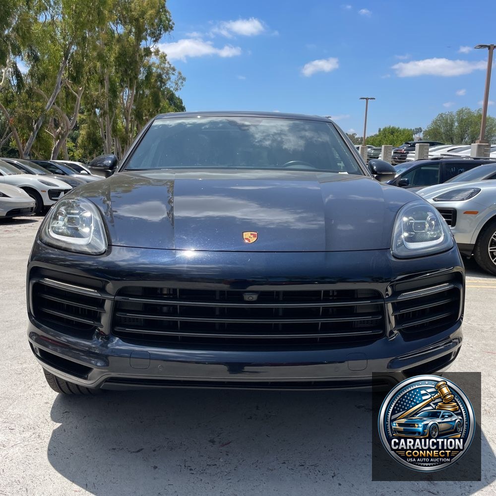 2023 Porsche Cayenne Base