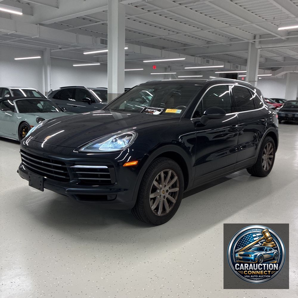 2022 Porsche Cayenne Base