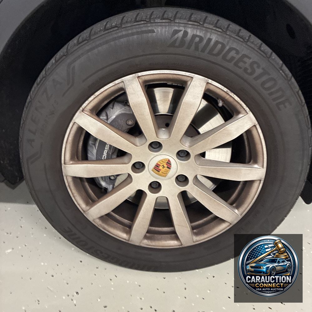 2022 Porsche Cayenne Base