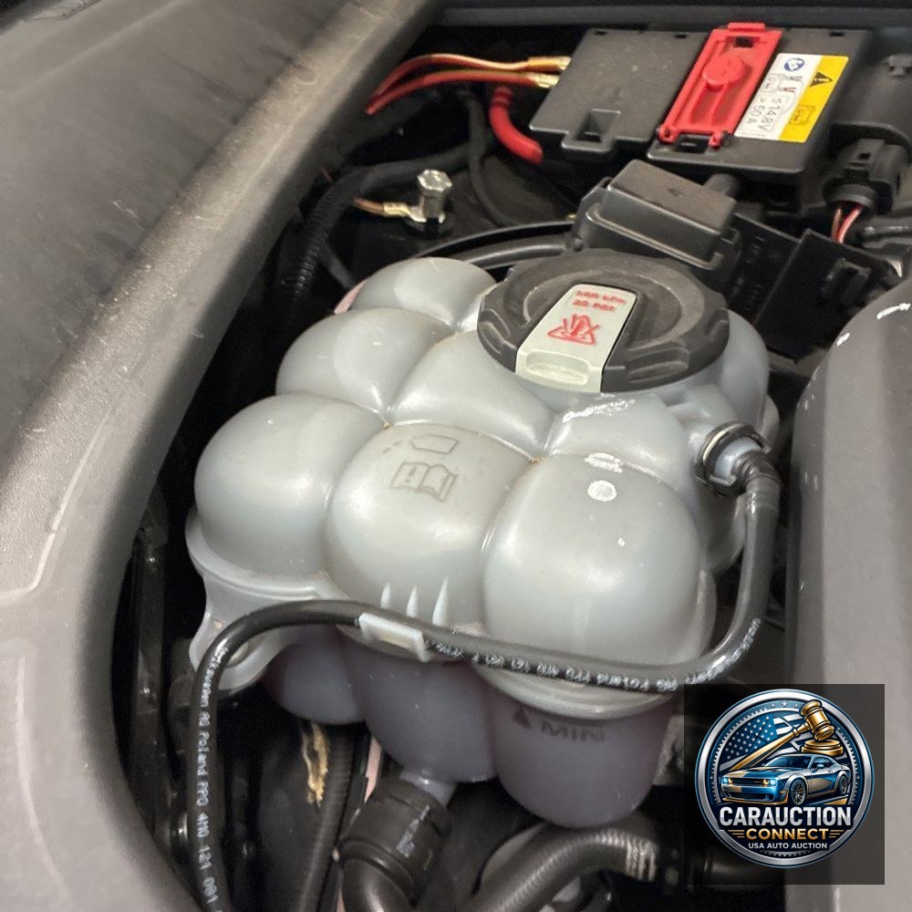 2022 Porsche Cayenne Base