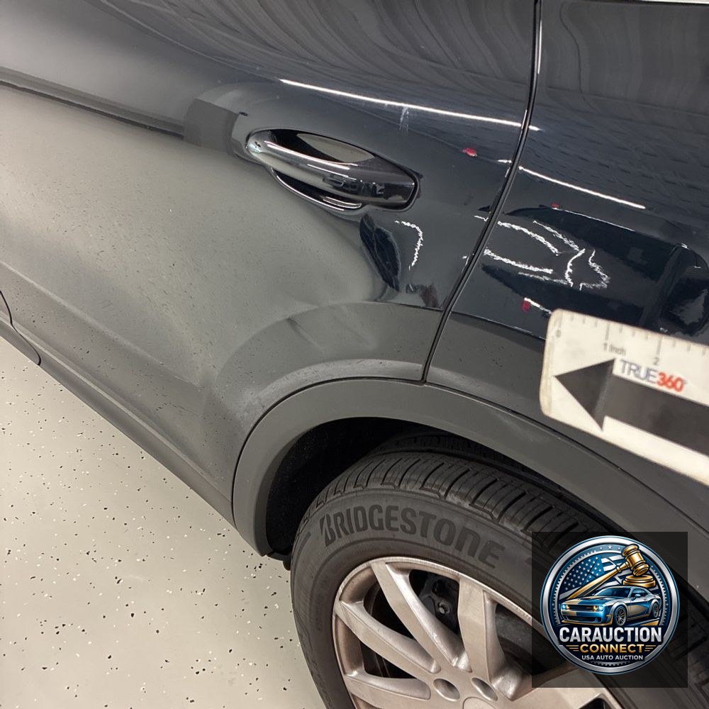 2022 Porsche Cayenne Base