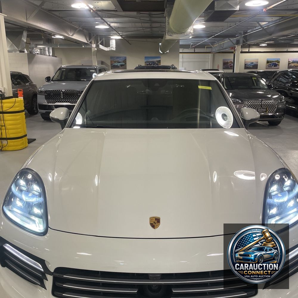 2021 Porsche Cayenne Base