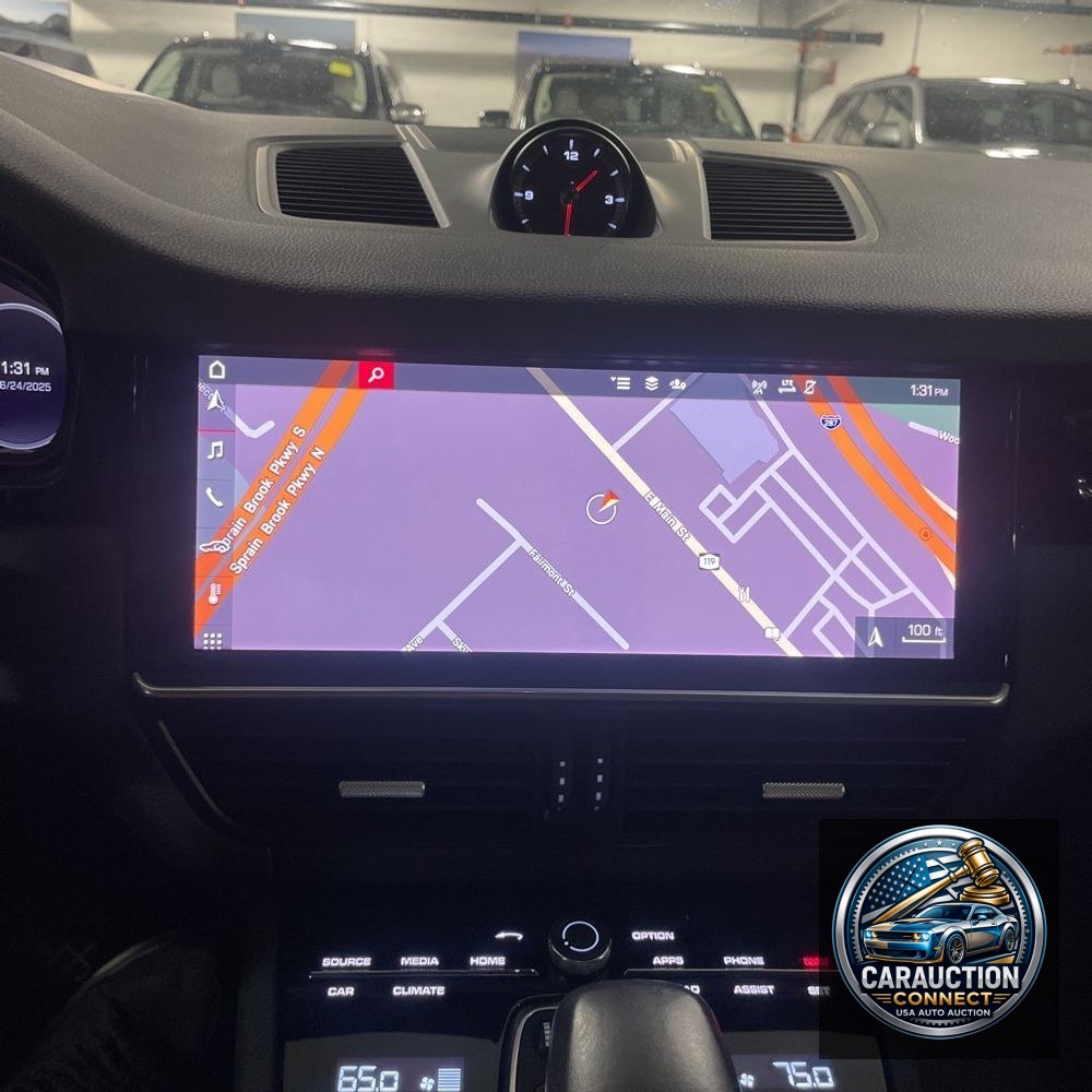 2021 Porsche Cayenne Base