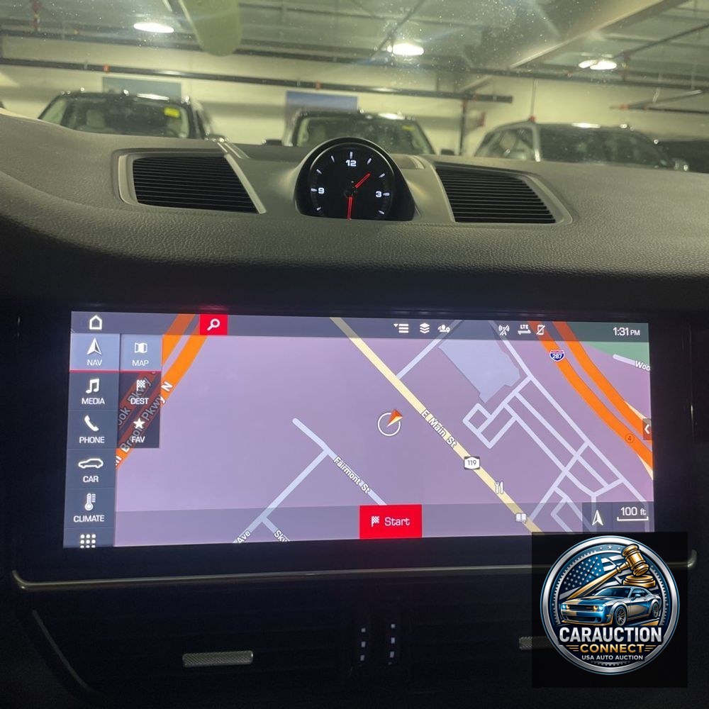 2021 Porsche Cayenne Base