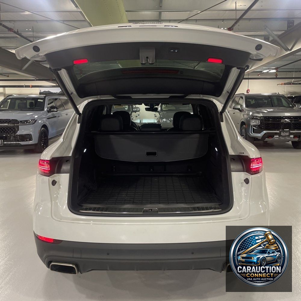 2021 Porsche Cayenne Base