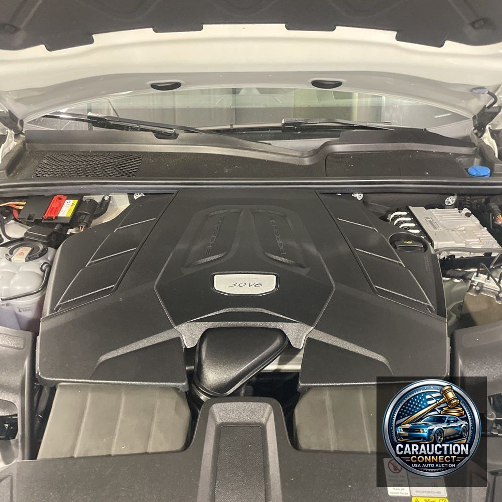 2021 Porsche Cayenne Base