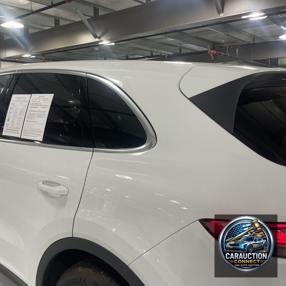 2021 Porsche Cayenne Base