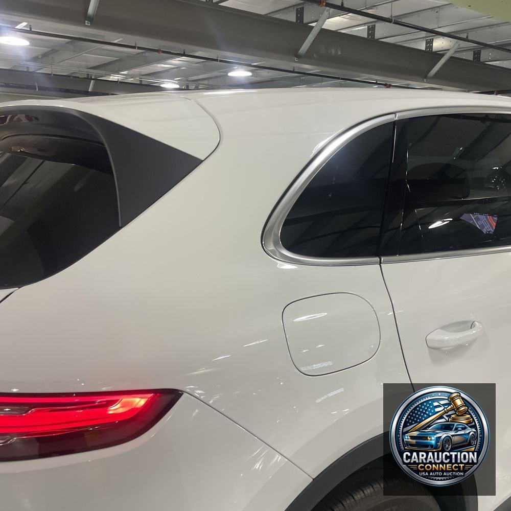 2021 Porsche Cayenne Base