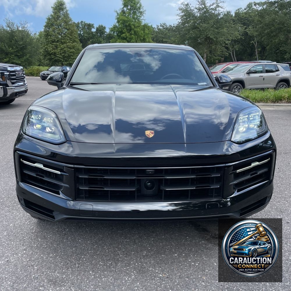 2024 Porsche Cayenne Base