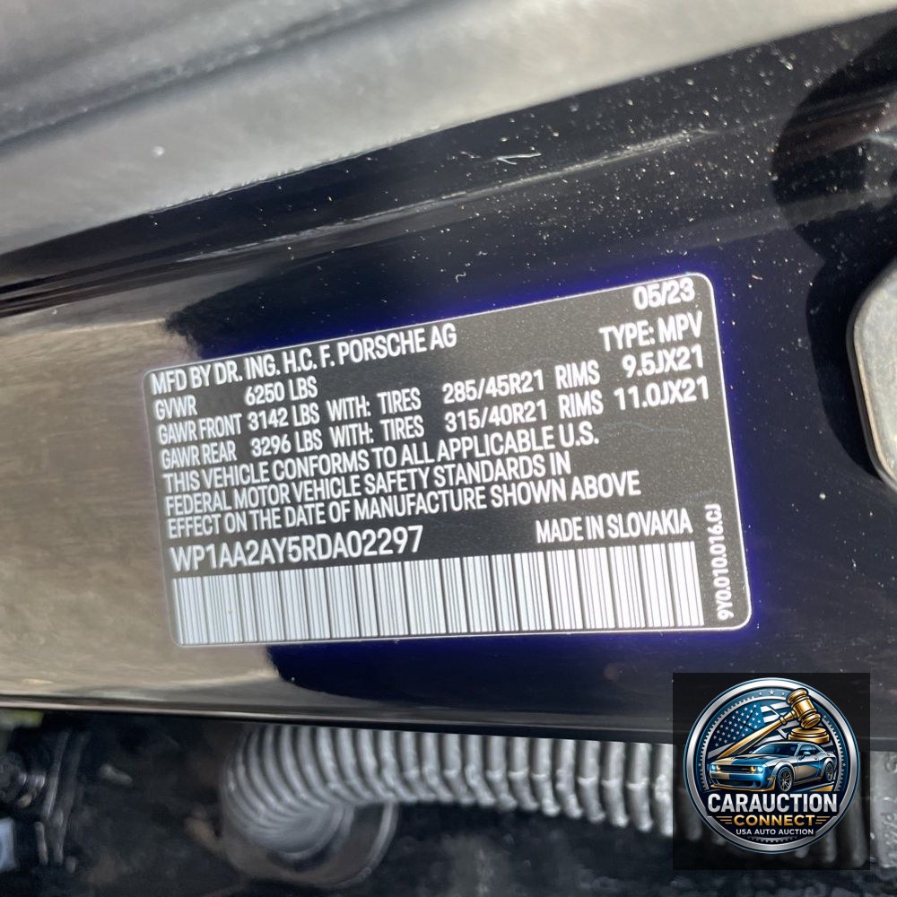 2024 Porsche Cayenne Base