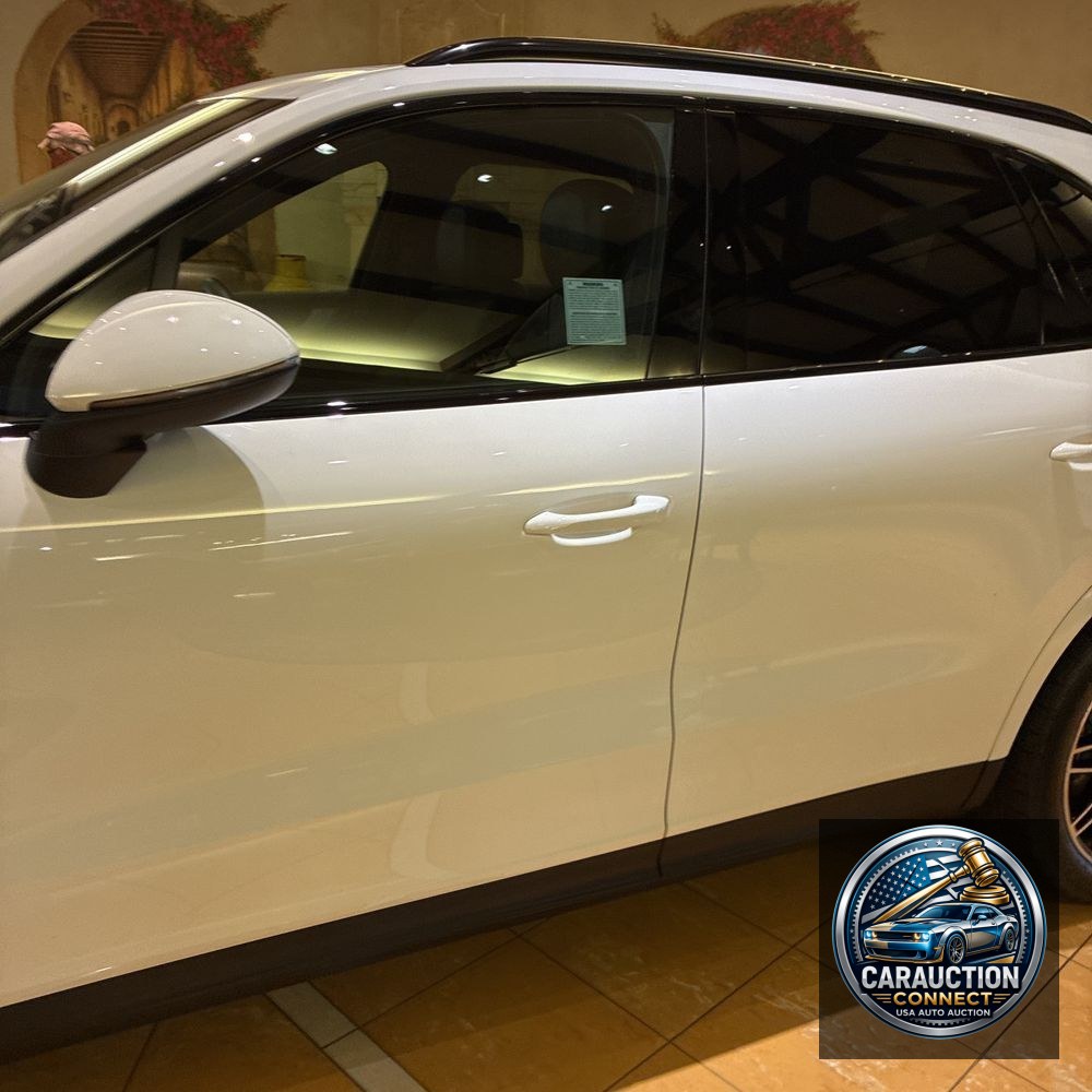 2024 Porsche Cayenne Base