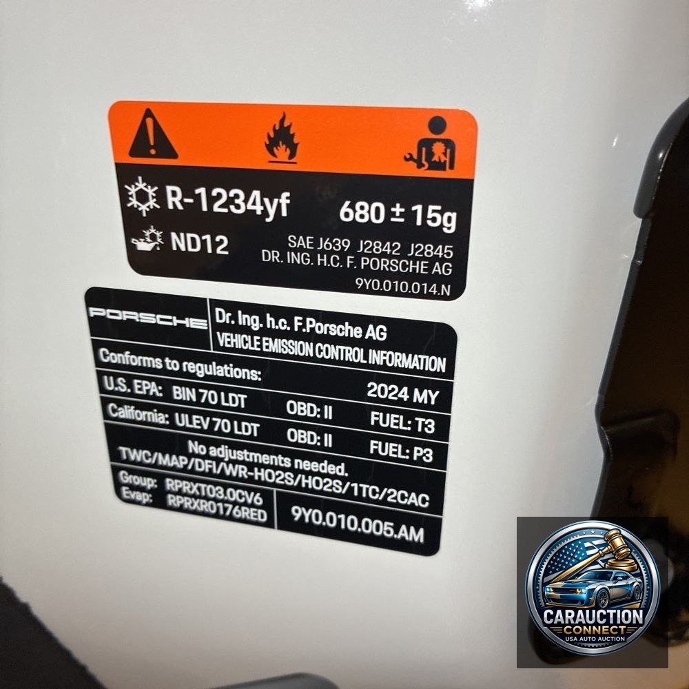 2024 Porsche Cayenne Base