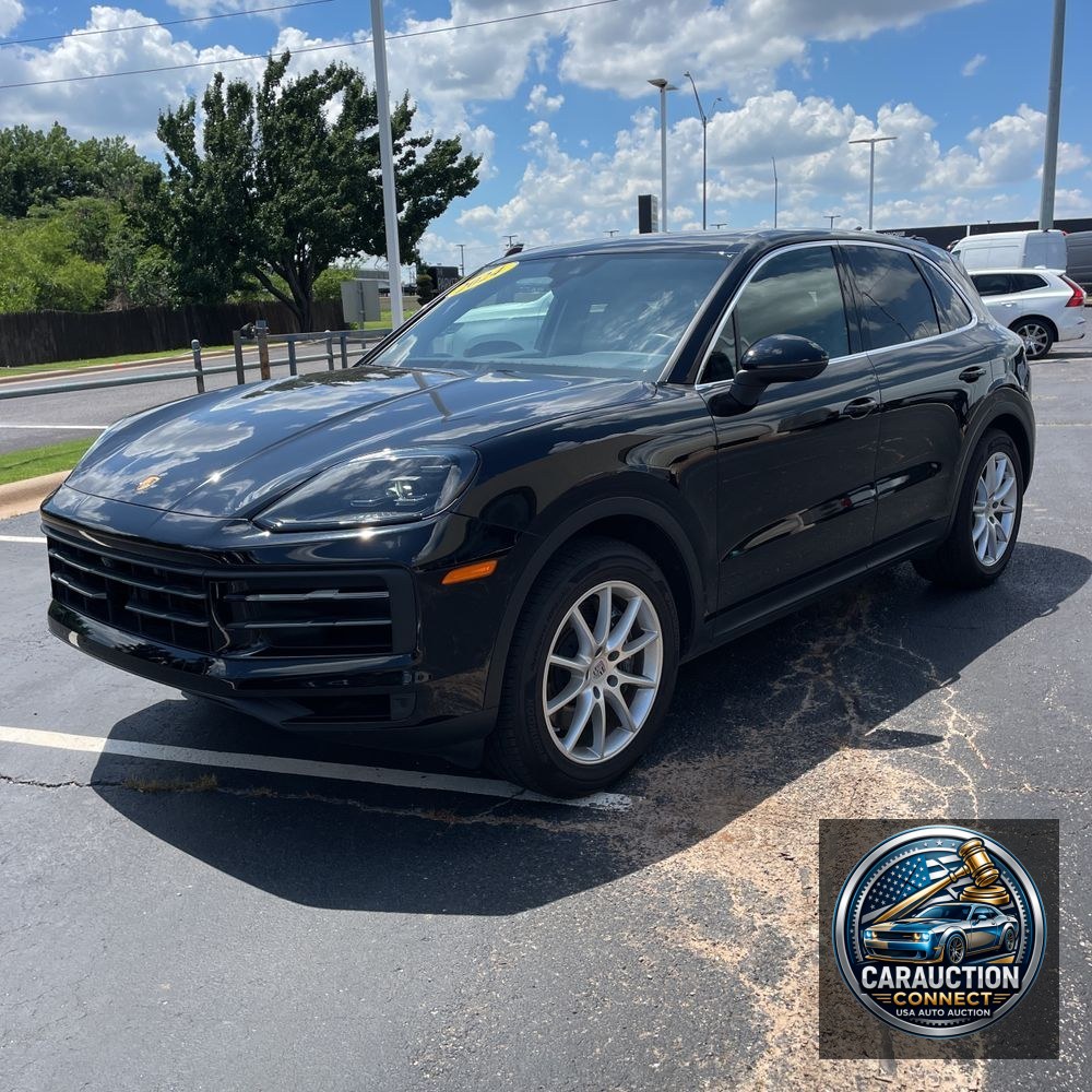 2024 Porsche Cayenne Base