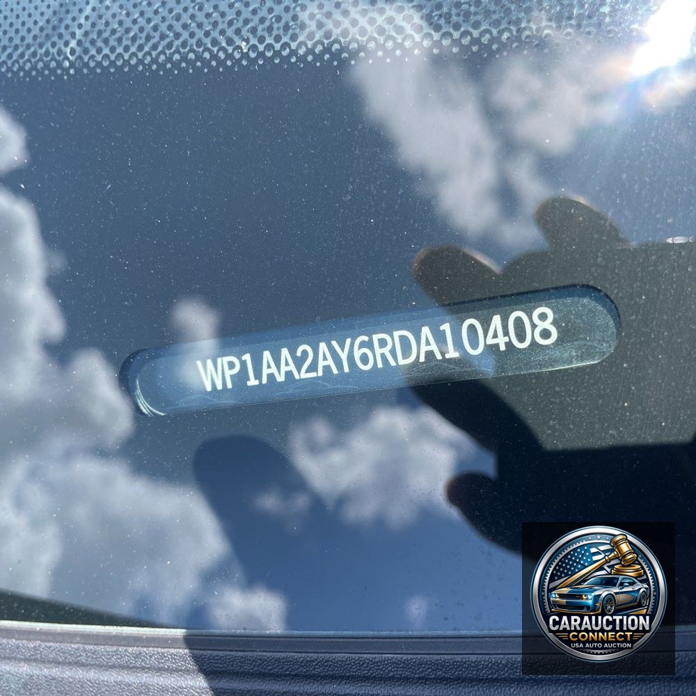 2024 Porsche Cayenne Base