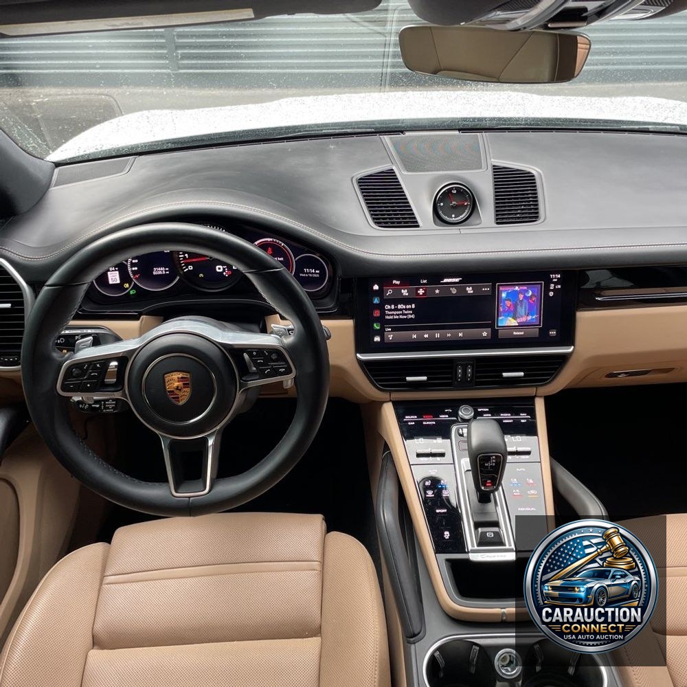2022 Porsche Cayenne Base
